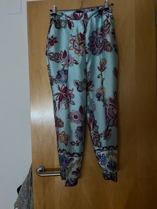 Pantalón Zara Raso Estampado