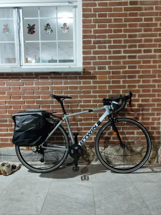 Bicicleta de carretera btwin Triban rc100