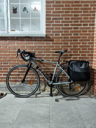 Bicicleta de carretera btwin Triban rc100