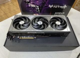 Sapphire Nitro+ RX 9070 Tarjeta Gráfica