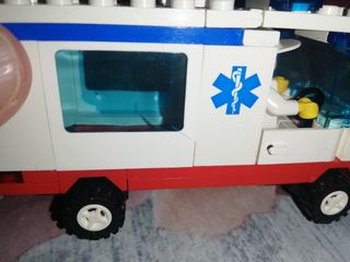Lego 6666 ambulancia
