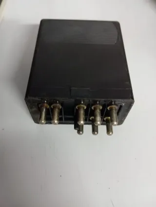 Relé Mercedes-Benz A2018210247