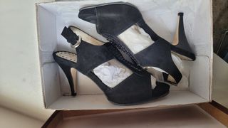 Sandalias de fiesta negras con pedrería