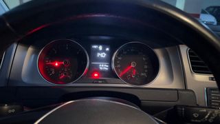 Volkswagen Golf 1.6 TDI BMT 105cv Manual.