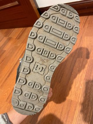 Botas DC negras y grises water resistant