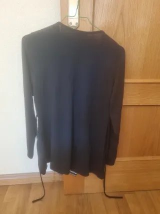 Blusa NAYAT negra con rayas multicolor