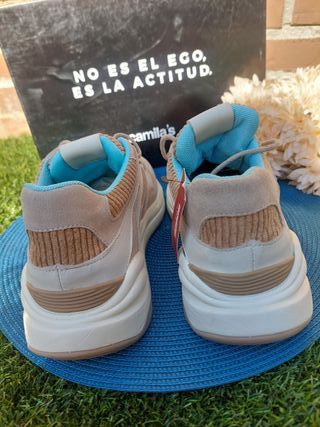 Zapatillas regalo nuevas