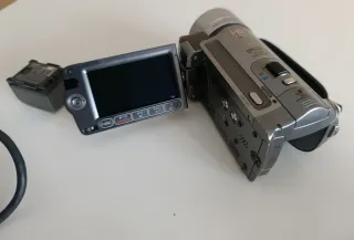 Videocamera Canon Legria HF100 Full HD