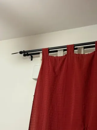 Cortinas y Barra Rústica