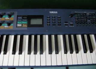Piano organo sintetizador Yamaha an1x