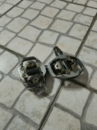 Pedais Shimano Clip com Plataforma