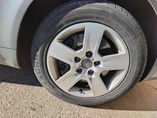 4 Llantas Audi 215/55 R16