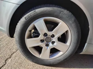 4 Llantas Audi 215/55 R16