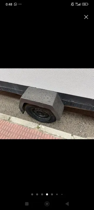 Remolque ligero 750kg caja cerrada persiana