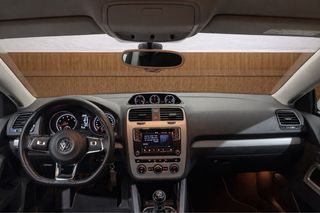 Volkswagen Scirocco, COMO NUEVO