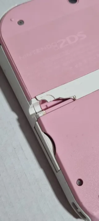 Nintendo 2DS Rosa - Fallo Lector SD