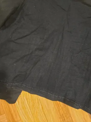 Chaqueta negra bordada