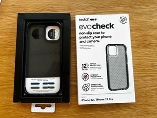 Funda Tech 21 Evo Check iPhone 12/12 Pro