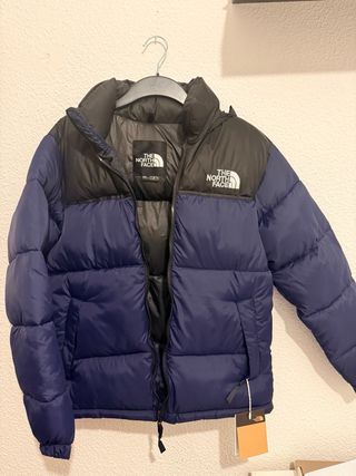 The North Face Retro Nuptse 700