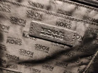 Bolso Michael Kors Negro Dorado