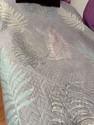 Colcha, cortina y fundas cojín