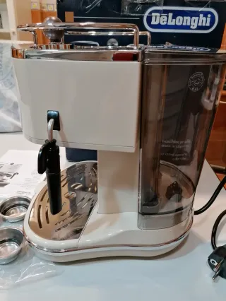 Cafetera DeLonghi ECO311 Espresso y Cappuccino