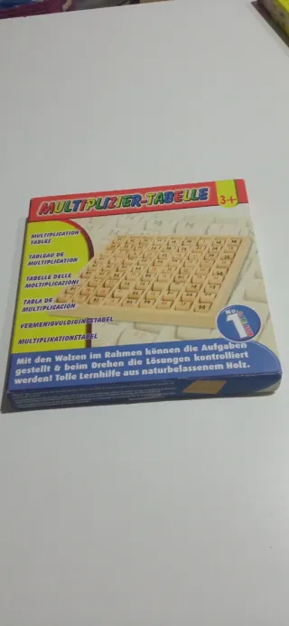 Tablas de multiplicar de madera