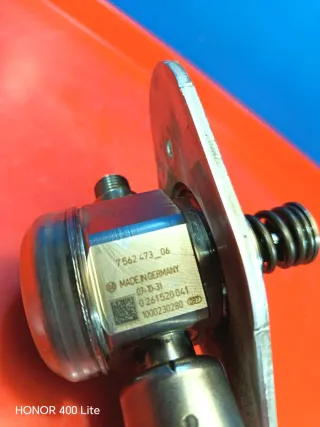 Bomba Inyectora BMW 7562473