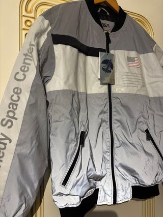 Chaqueta Bomber NASA Hombre Pull and Bear NUEVO