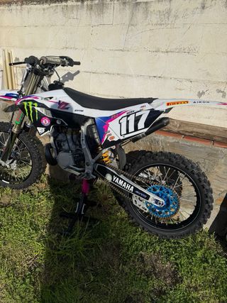 Yamaha YZ 250