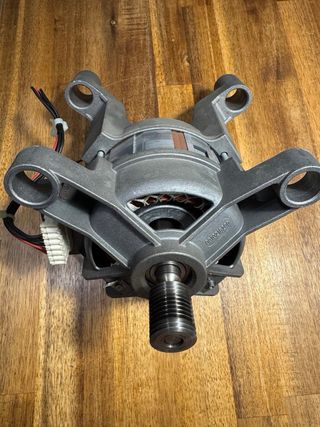 Motor Nidec de Lavadora ARISTON HOTPOINT