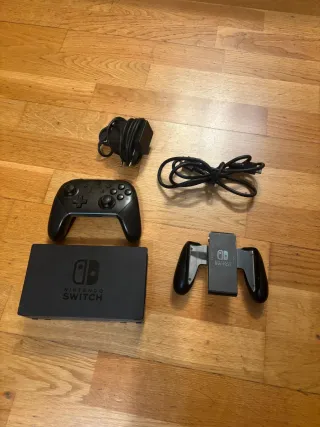 Nintendo Switch + 10 Juegos + Accesorios