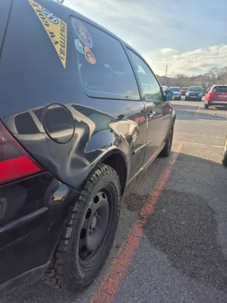 Volkswagen Golf 2004