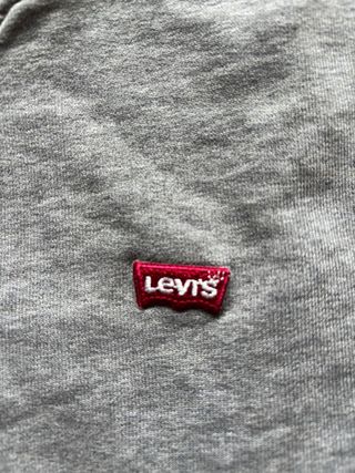 Sudadera Levi's Gris Logo Rojo Talla S