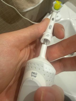 Cepillo Eléctrico Oral-B Braun Blanco