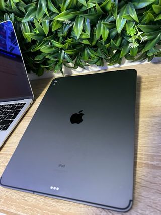 Apple iPad Pro 12,9" Tastiera Apple WiFi+LTE da 256 GB