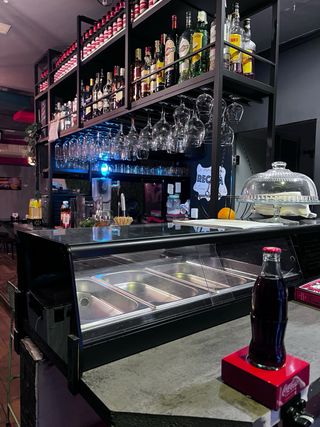 Bar Restaurante en traspaso