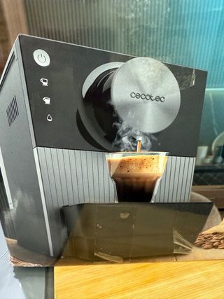Cafetera Cecotec Cremmaet Cube