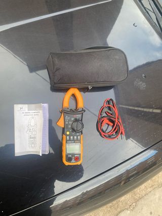 Pinza Amperimétrica Digital KINDAR