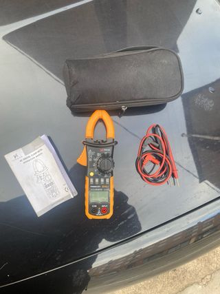 Pinza Amperimétrica Digital KINDAR