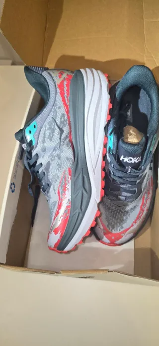 Zapatillas Hoka Hombre Gris/Rojo