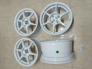 Llantas Buddy Club P1 4x100 15x7 ET35