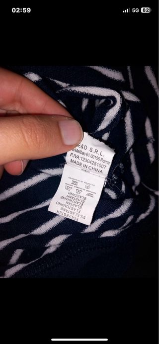 Felpa donna a strisce con cuore paillettes