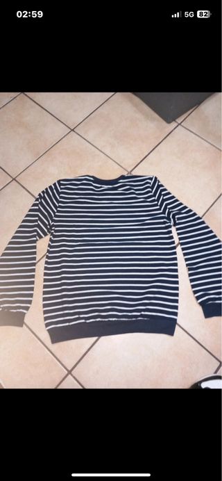 Felpa donna a strisce con cuore paillettes