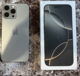 iPhone 16 Pro Max Negro