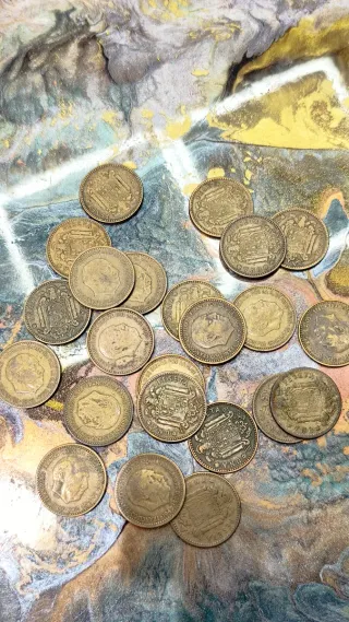 Lote de 20 monedas de 1 peseta