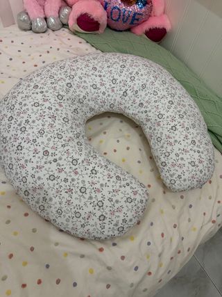 Cojín de lactancia estampado floral