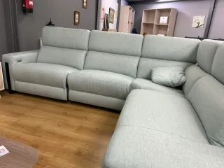 Sofá eléctrico con USB gris