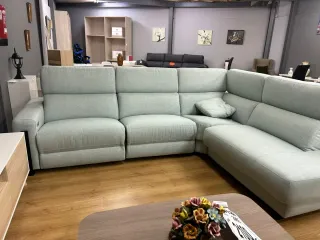 Sofá eléctrico con USB gris