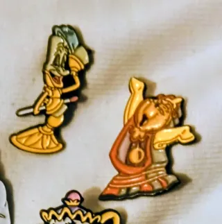 Lote Pins Disney Bella y Bestia